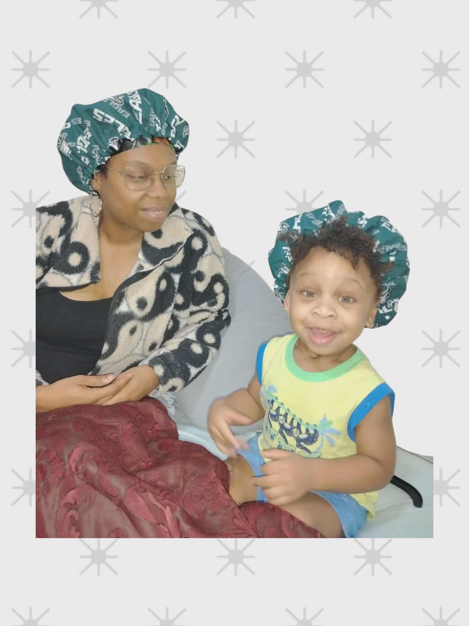 Green & White theme *Reversible Satin Bonnet Set